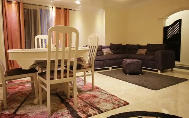 Lovely and Nice 4-bed Apartment in Near Ring Road - photo 5