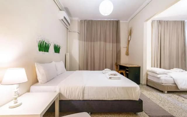Filopappou Decent Apartment - photo 5
