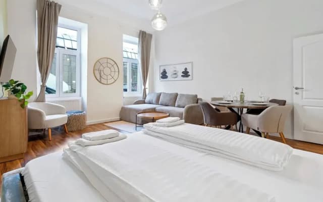 Cozy City Apartments - photo 4