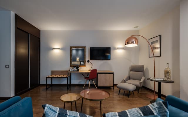 Crowne Plaza Madrid Airport by IHG - photo 4