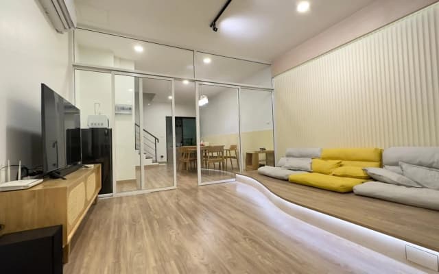 PaperPlaneCNX at Haiya, 3 Storey Flowery Loft - photo 3