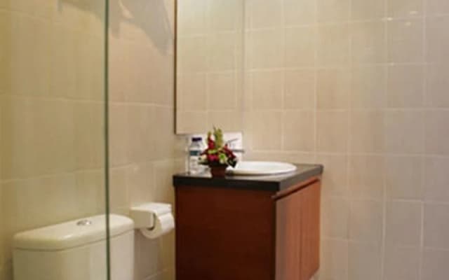 Puri Jayaraja Guest House - photo 5
