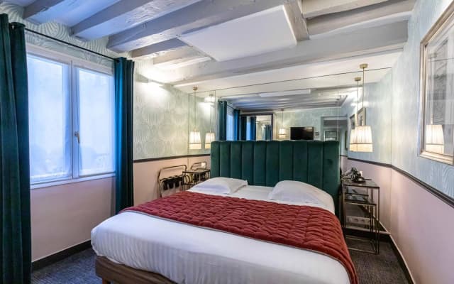 Dauphine Saint Germain Hotel - photo 3