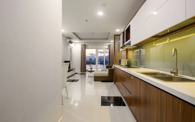 Salalem Monarchy Apartment Han Riverside - photo 4
