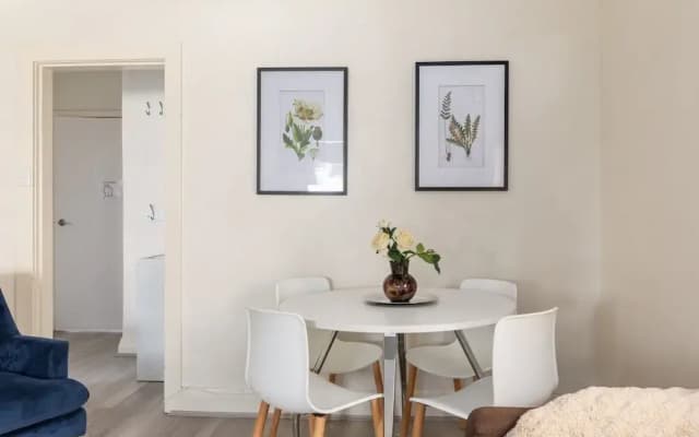 2-bed Apartment Near Manly Beach - photo 5