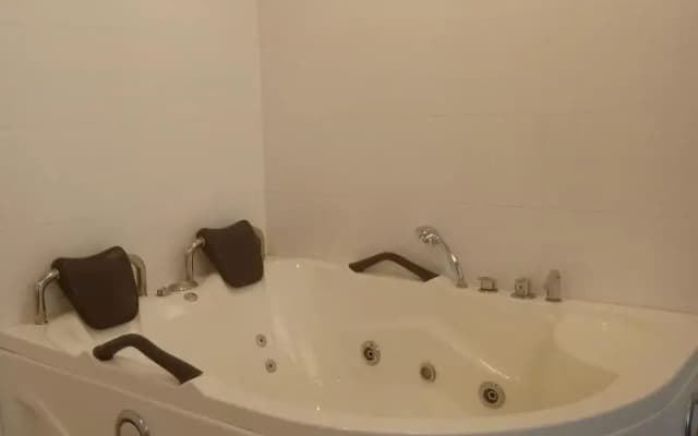 Newland Hotel - photo 5