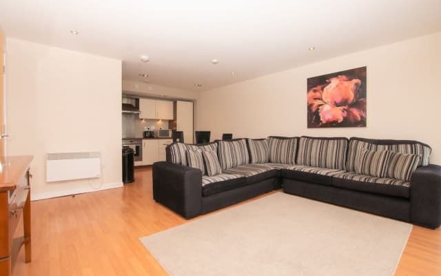 Blue Harbour Apartments - photo 4