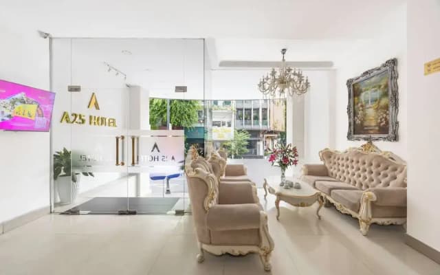 A25 Hotel - 255 Le Thanh Ton - photo 2