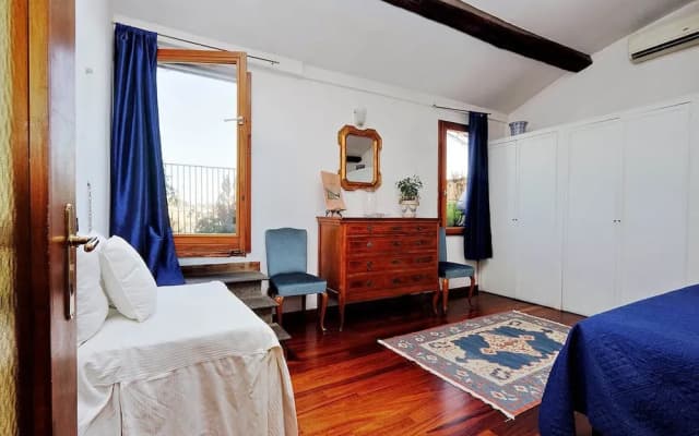 Piazza Mattei Terrace Apartment - photo 3