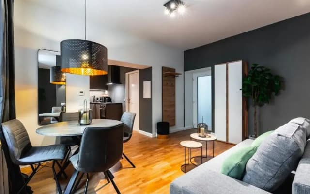 Authentic apartment next to Schwedenplatz - photo 5