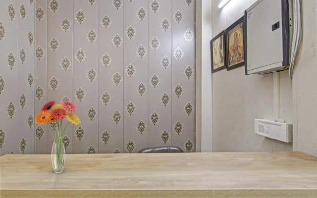 OYO Flagship 70389 Sr Residency - photo 2