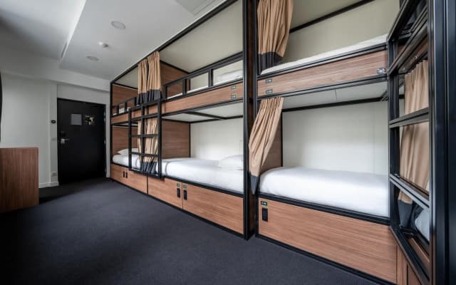 Beau M Paris Hostel - photo 3