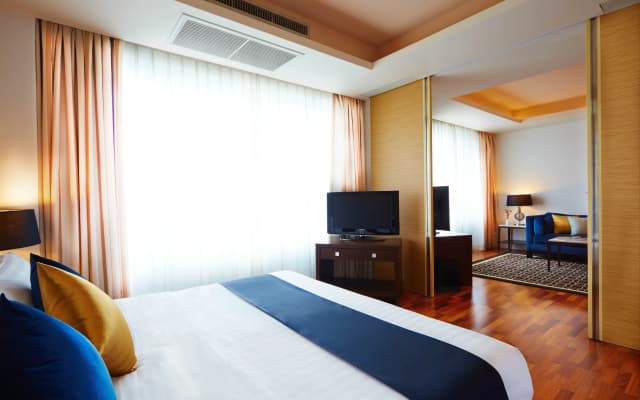 The Duchess Hotel  - photo 3