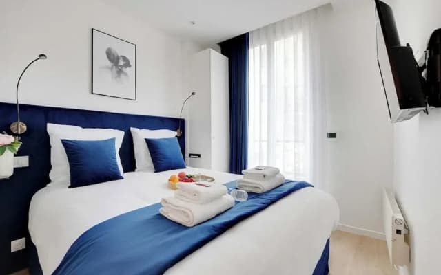 Charming Apartment - 2br/6p - In the Heart of Paris - photo 3