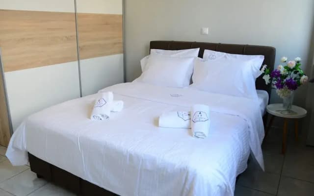 A&I Apartments & Studios - photo 2
