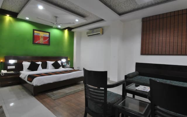 Hotel Chand Palace - photo 2