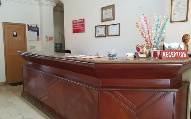Hotel Maxim Kwitang Jakarta - photo 2