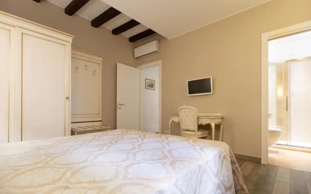 Doge's House - photo 3