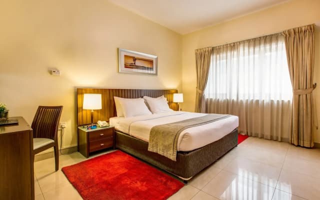 Radiance Premium Suites - photo 3