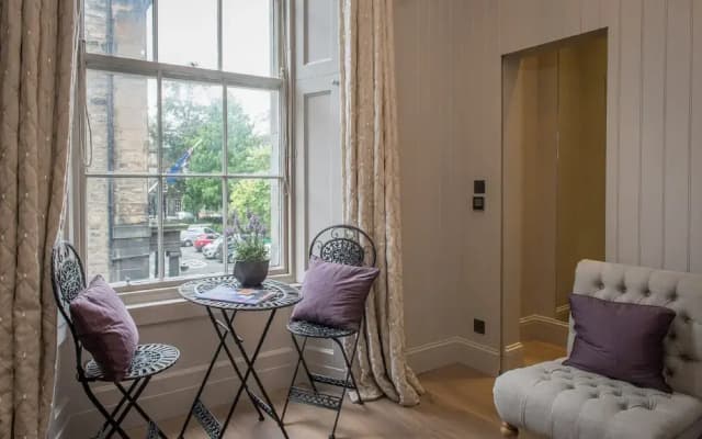 Stay Central Studio Edinburgh - photo 2