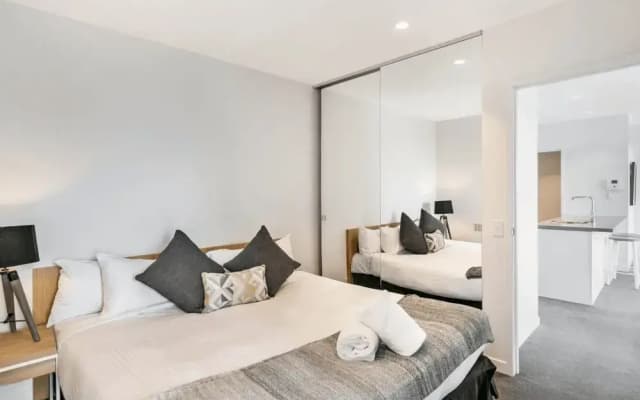 Spectacular Three Bedroom Suite - photo 2