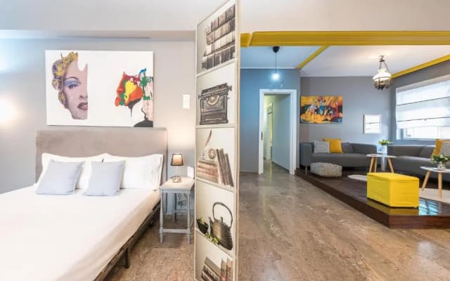 Stylish Apartment with Balcony by Cloudkeys - photo 4