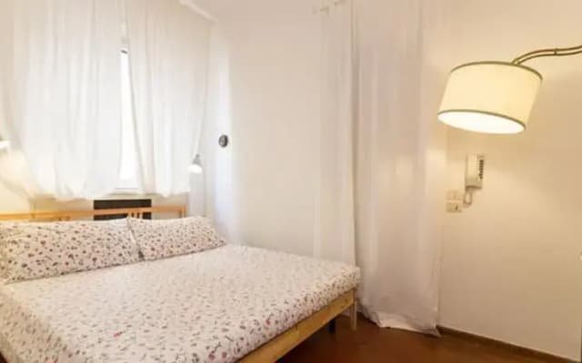 Old Bridge Apartment - photo 4