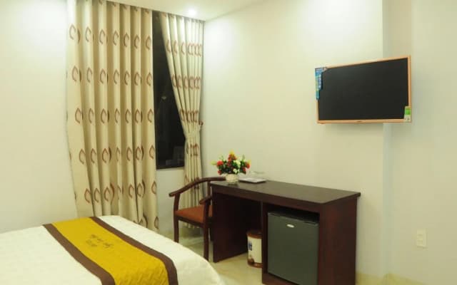 Ngoc Gia Bao Hotel - photo 2