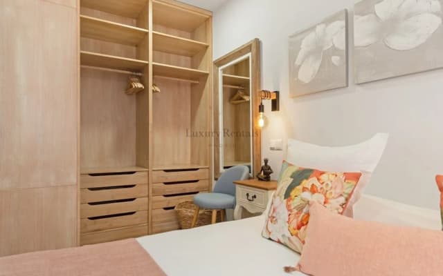 Apartment for 4 in Chamberi ( Plaza Olavide II ) - photo 4