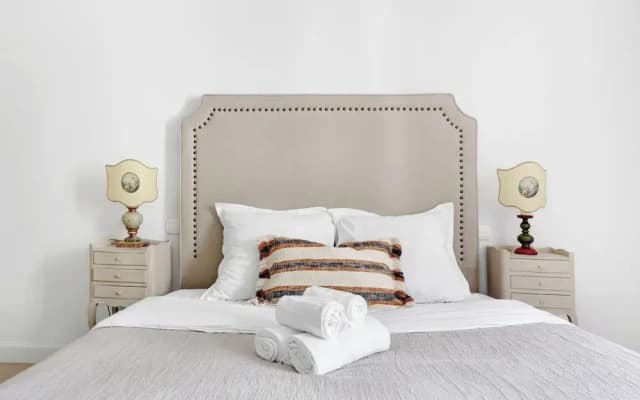 Stylish 2BR Near Faubourg Saint-Honoré - photo 5