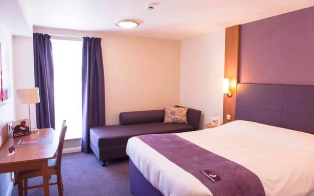 Premier Inn London Ruislip - photo 4