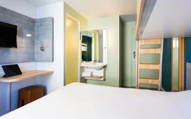 ibis budget Paris Porte d'Orleans - photo 3