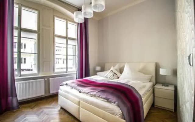 Bourgeois Apartment in Cultural Heritage Building by Ruterra - photo 5