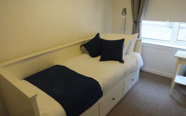Edinburgh Pearl Apartments - Lochrin Place - photo 3