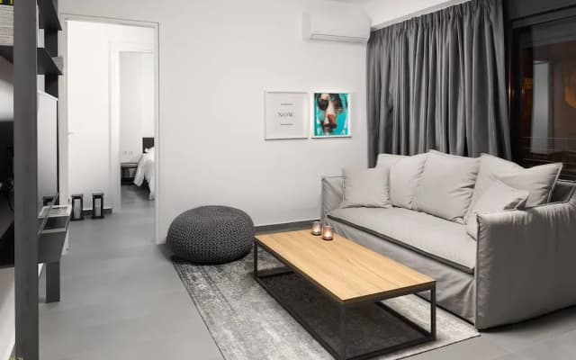 Elysium Boutique Apartments - photo 4