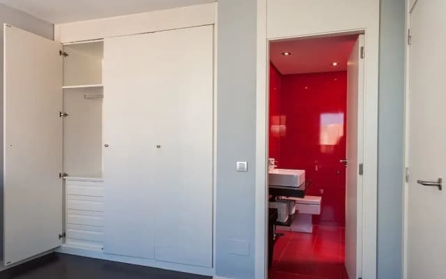 Roomspace Plaza Castilla Apartments - photo 5