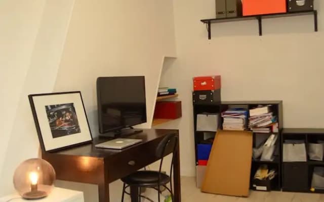 Central Strasbourg Saint Denis Flat - photo 3