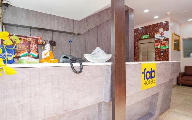 Fabhotel De Gold - photo 2