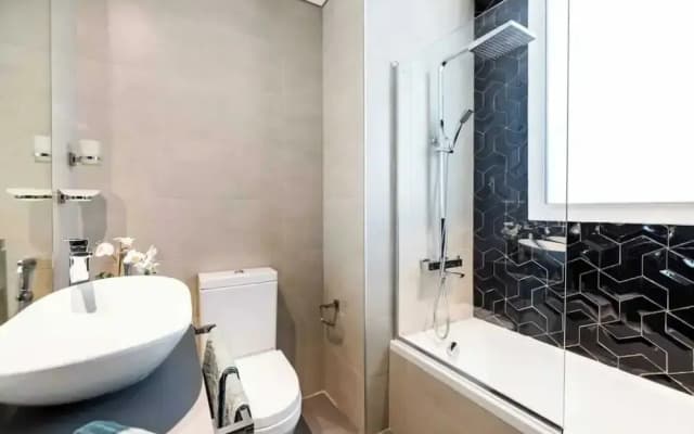 OYO HOME 1458 Premium 1bed Apartment In - photo 5