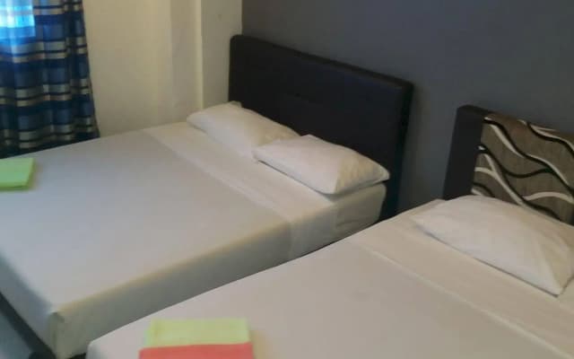 Century Rest Inn - photo 4