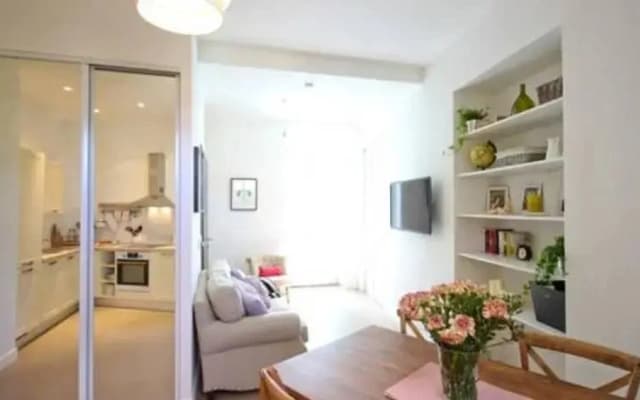 Rare! Terrace with Sea View Apartment, Vieux Nice - photo 2