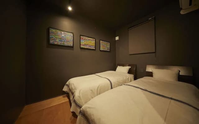 Gallery Hotel Distortion 9 - photo 2