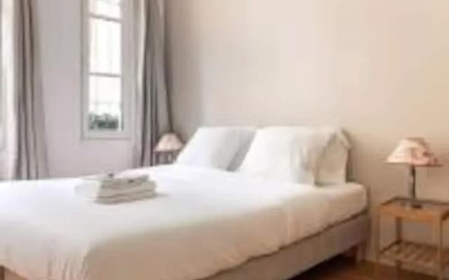 Eiffel Tower Lourmel Residence - photo 3