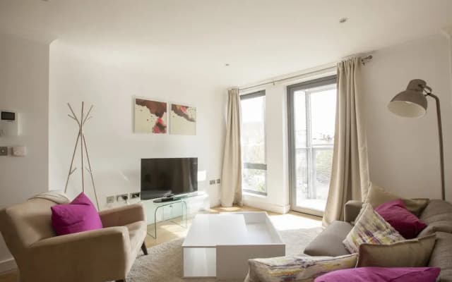 Belvedere Stratford City Edge Apartments - photo 5