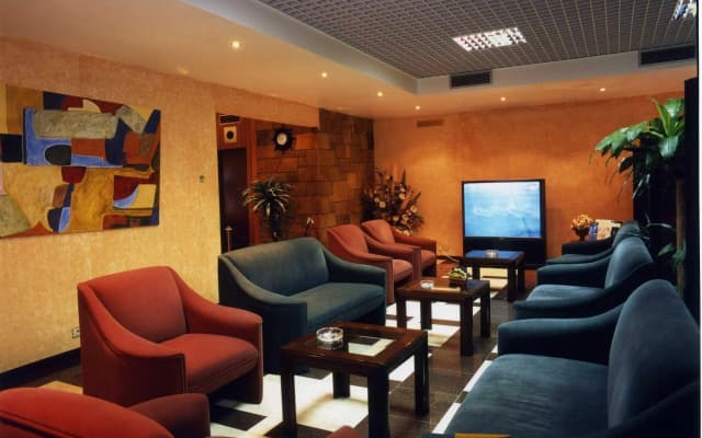 Hotel Jorge V - photo 2