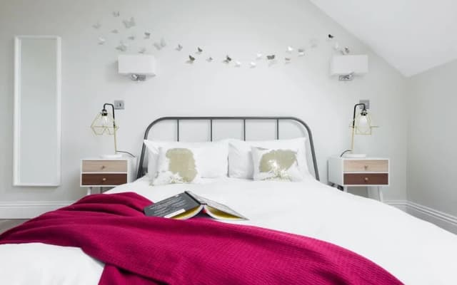 The Soho Studio - Modern & Central 2BDR - photo 5