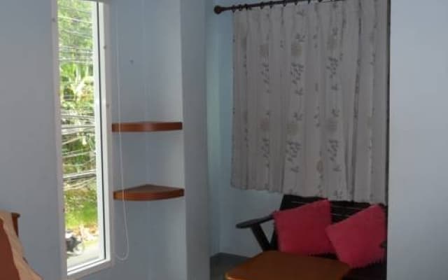 Areeya Guesthouse - photo 2