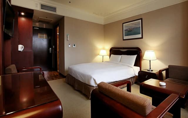 K-Pop Hotel - photo 4