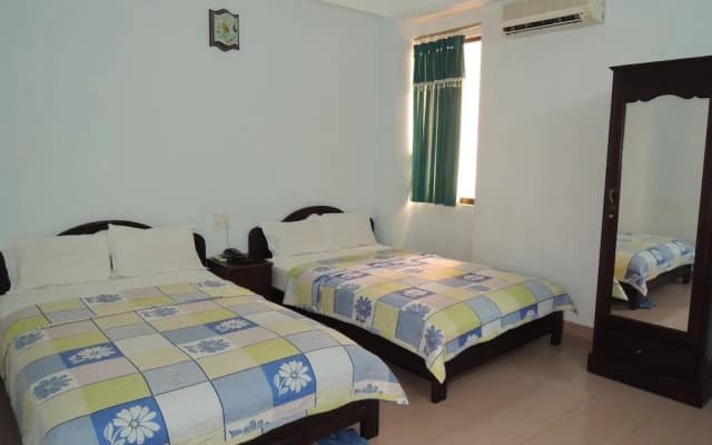 Hoa Lam Hotel - photo 2