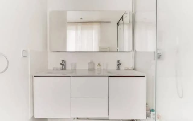 Beautiful Apartment In The 17Th District - photo 5